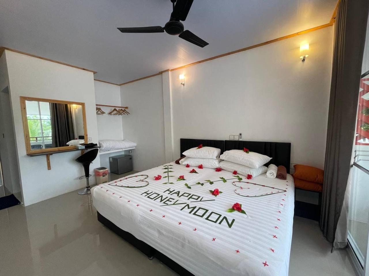 Dacha Thoddoo White Sand 外观 照片
