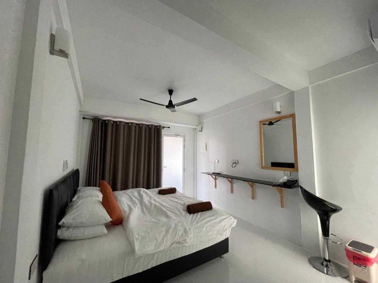 Dacha Thoddoo White Sand 外观 照片