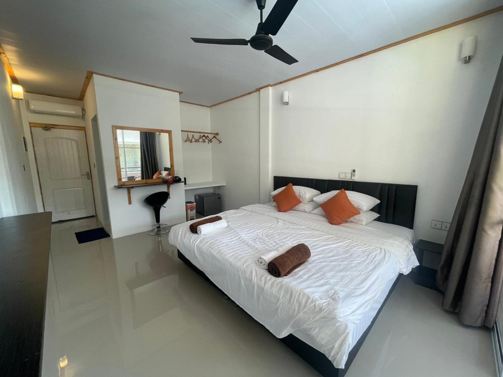 Dacha Thoddoo White Sand 外观 照片